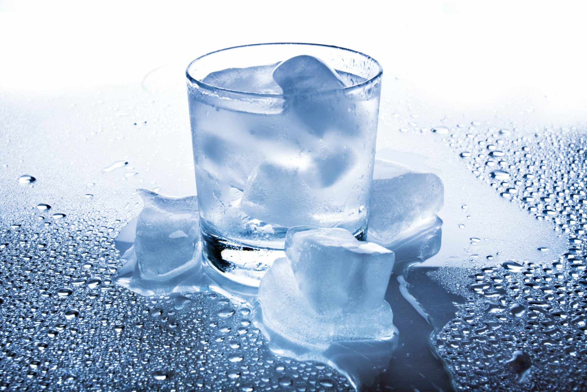 Вода со льдом для щелочки