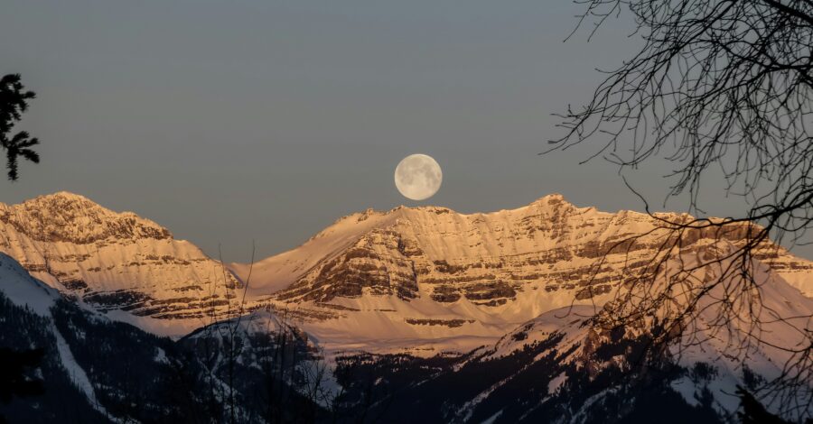 Full Snow Moon: Connections and the Power of the Invisible